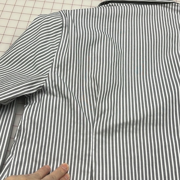 JONES NEW YORK BLK/WHT Pinstripe Long SLV Button Down 100% Cotton Career Top 1X - Picture 7 of 16